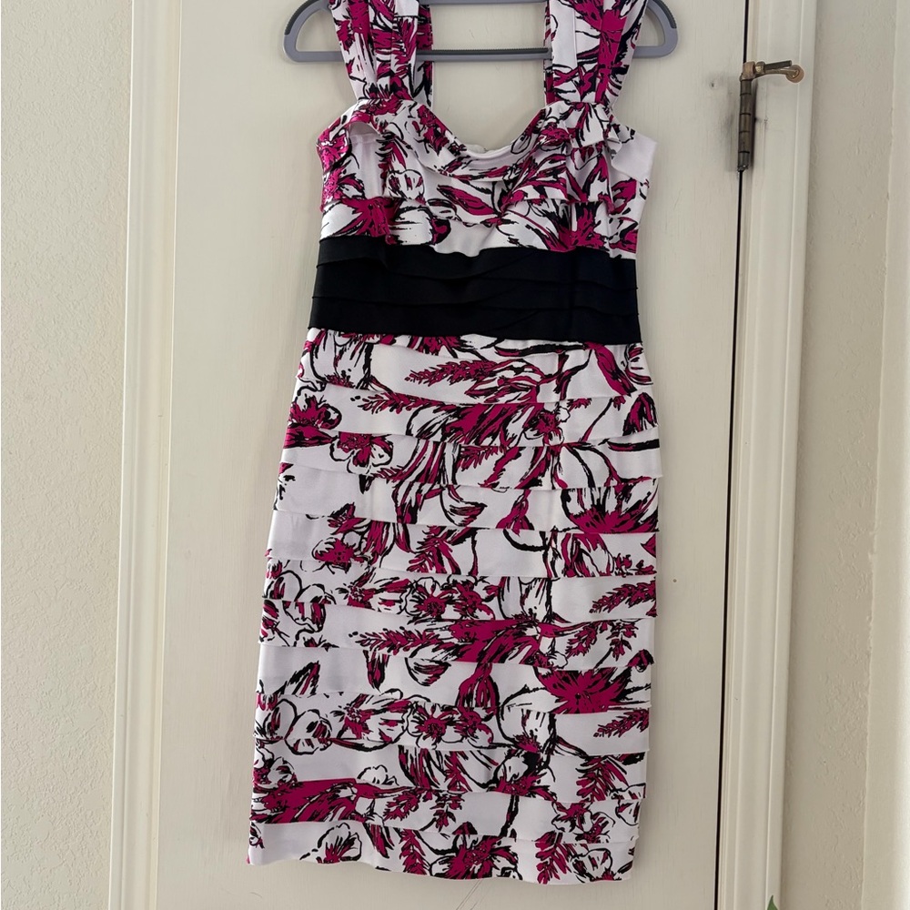 Jones Wear Pink/Purple and Black Floral Midi Dress
